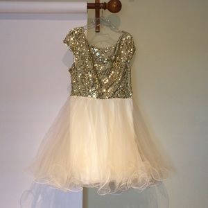 Sequin and tulle prom dress