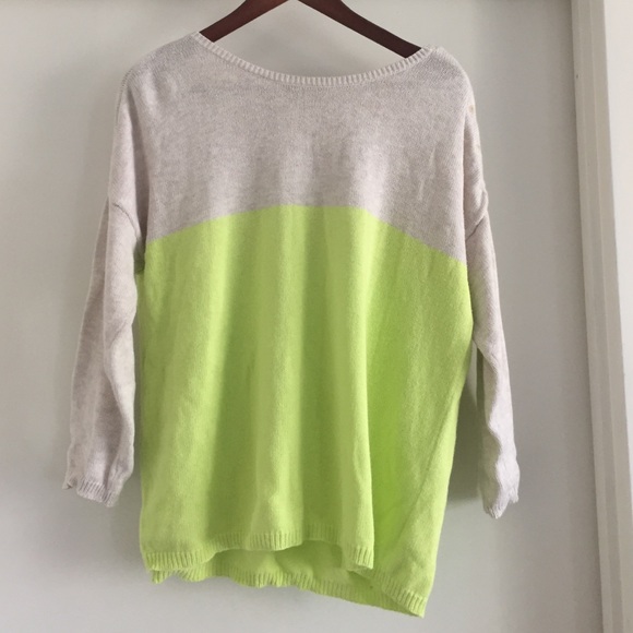 Gap neon sweater size medium