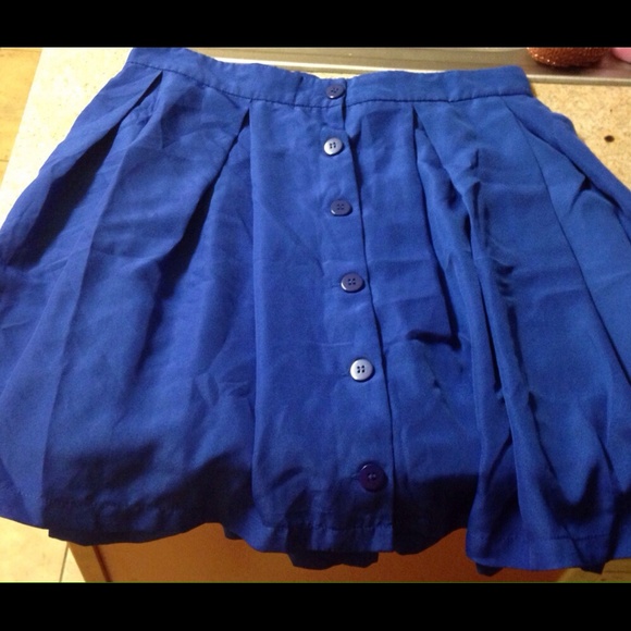 Blue buttoned skirt🎀