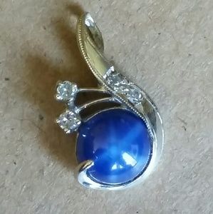 Vintage 14k Genuine Star Sapphire &Diamond Pendant