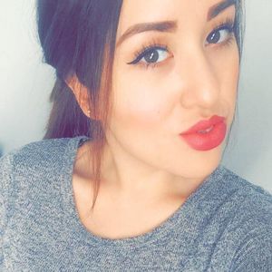 Meet your Posher, Evelyn