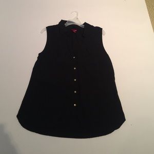 Black button up collared sleeveless top