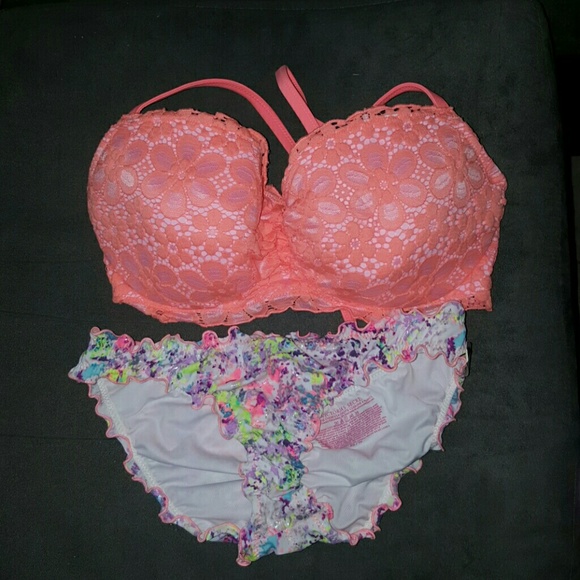 Brand new VS bikini