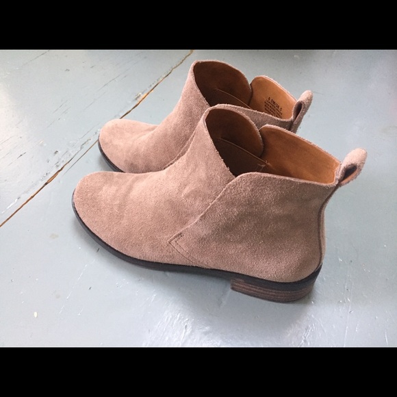 Lucky Brand Nightt boots 6.5