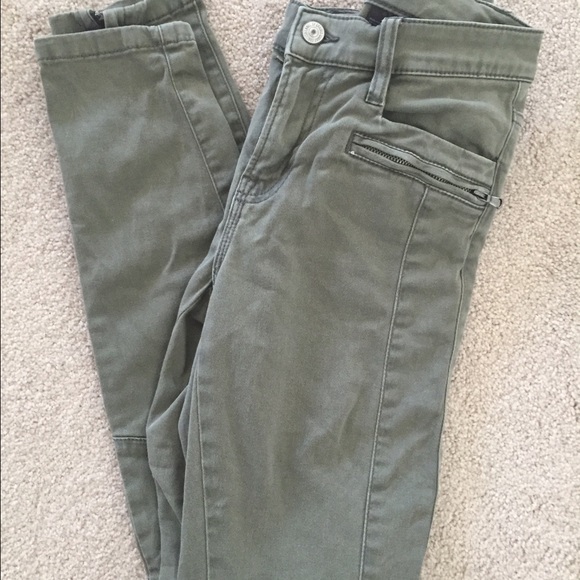 Green skinny jeans