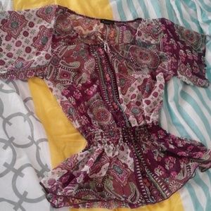 Flowy fun-print blouse.