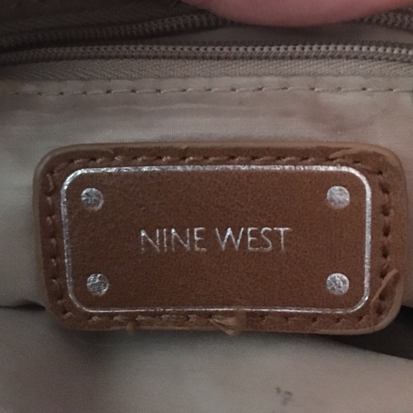 Nine West Crossbody - Picture 3 of 3