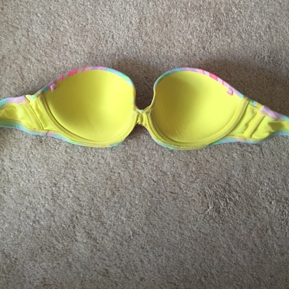 Victoria's Secret bathing suit 34b - Picture 2 of 2