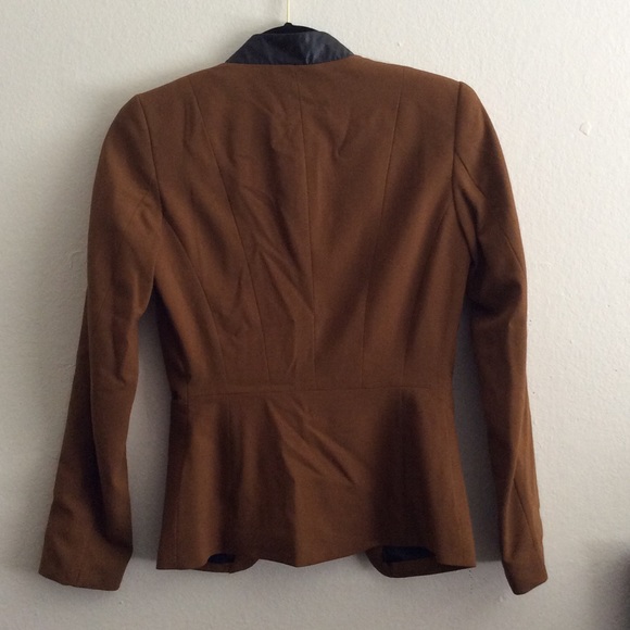 H&M Blazer - Picture 2 of 3