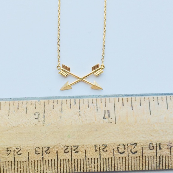 Crossed arrows necklace - Picture 3 of 3