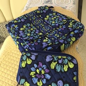 Vera Bradley mailbag w/wallet & eyeglass case