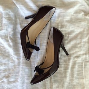 Audrey Brooke Maroon Patent Leather Pumps with Bow