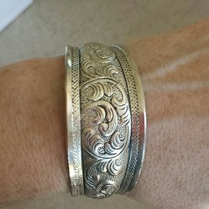 *SALE*Vintage stainless steel silver cuff bracelet