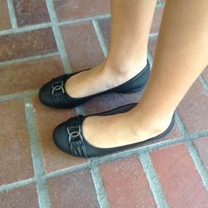 Life Stride Black Flats