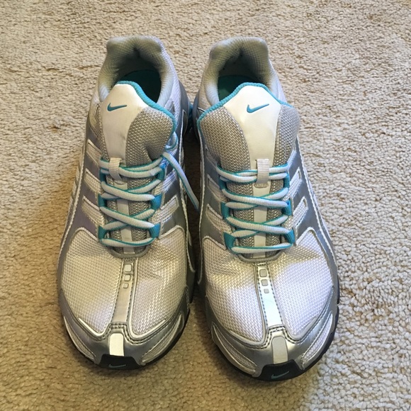 Nike sneakers blue and white