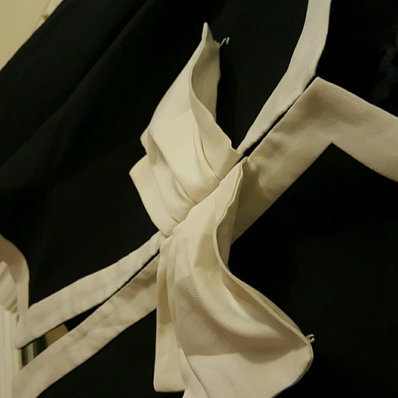 Sold! Bow jacket - Picture 3 of 4