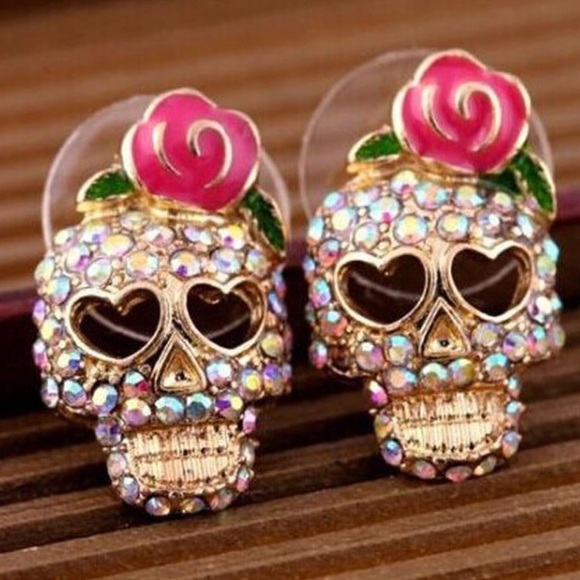 Pink Skull Earrings - Picture 4 of 9
