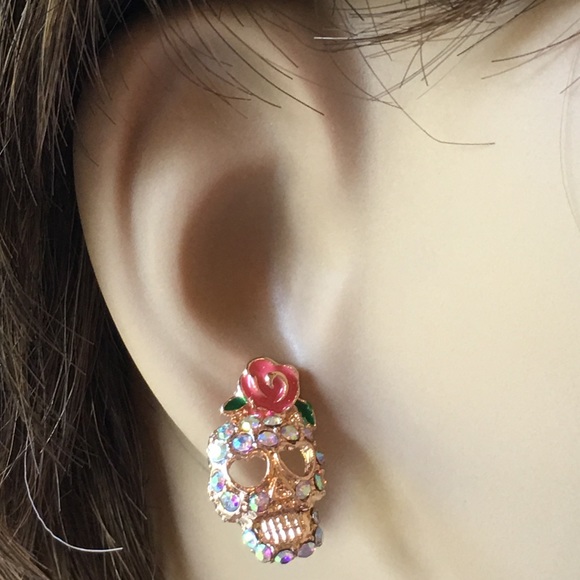 Pink Skull Earrings - Picture 2 of 9