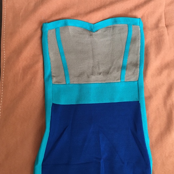 Bebe blue colorblock dress NWOT - Picture 3 of 3