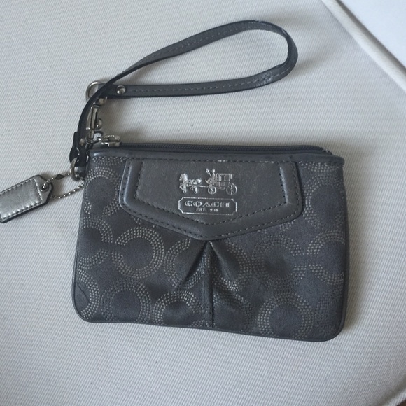Wristlet