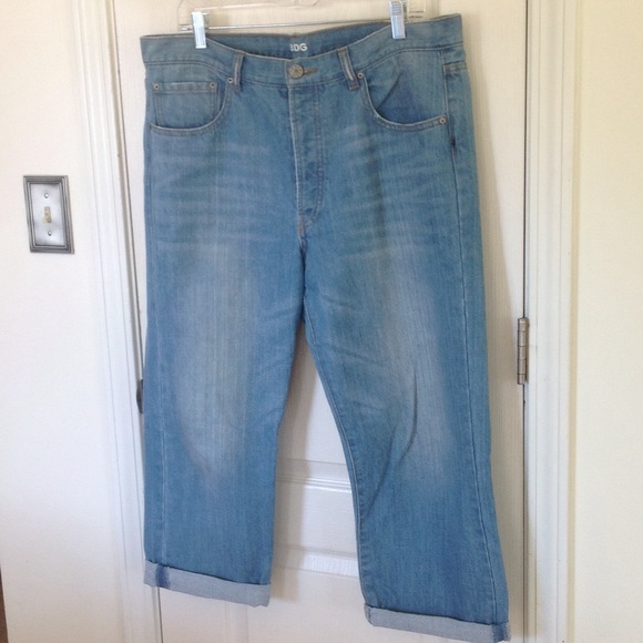 Urban Outfitters boyfriend jeans