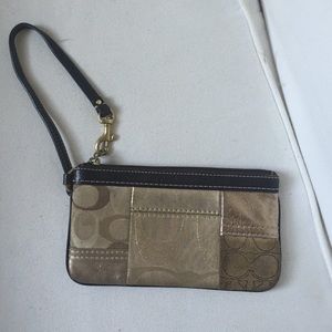 Wristlet