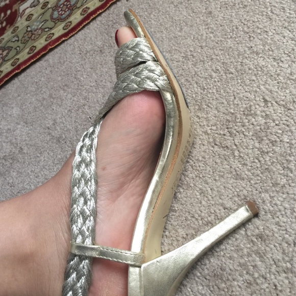 Shoes - Picture 2 of 4