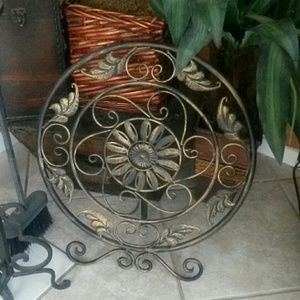 Meet your Posher, Devin