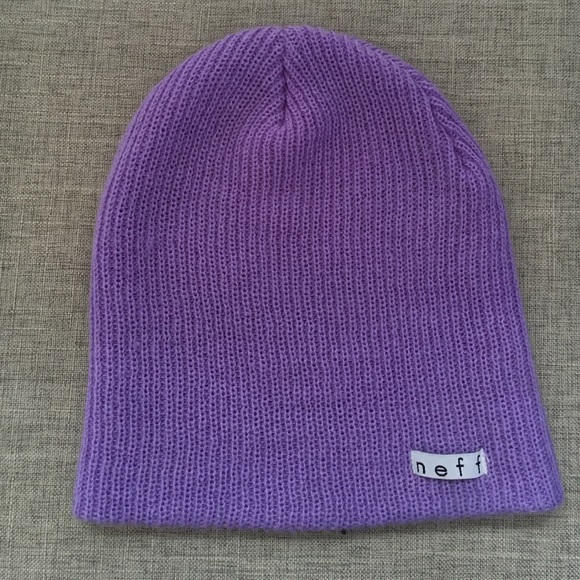 NEFF PURPLE BEANIE NWOT