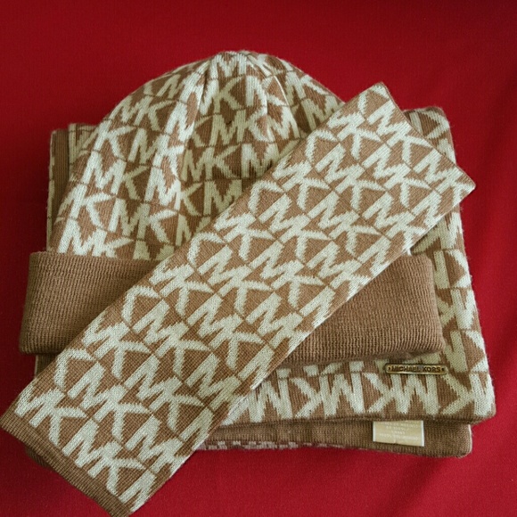 Michael kors set