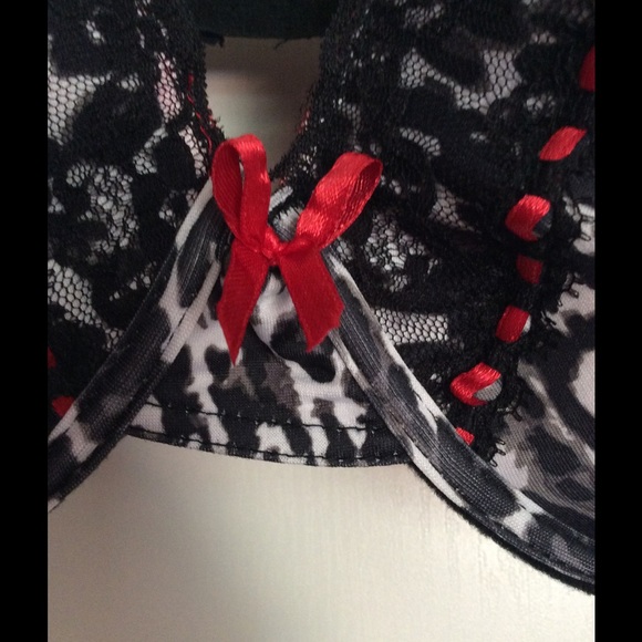 😘 Sexy Lacey Cheetah Print Bra 😘 - Picture 3 of 4