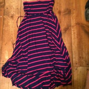 Gorgeous maternity dress