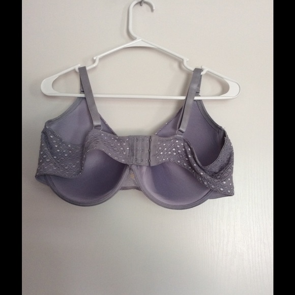 Pretty Bra 👩‍❤️‍👩🙆🏻 - Picture 2 of 2