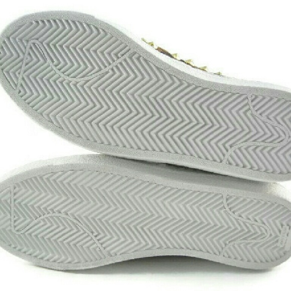 SOLD Italian Stokton Leather Leopard Studded - Picture 4 of 4