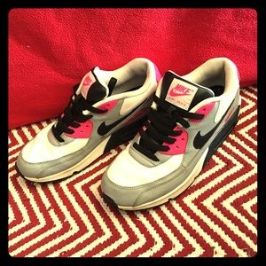 Nike ID Air Max grey/pink/black/white