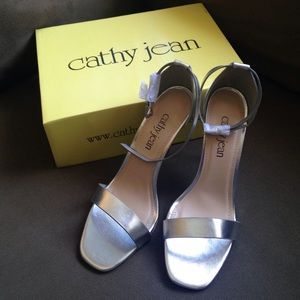 Cathy Jean Shoes - 🎉 SALE! Silver Strappy Heels for PROM Cathy Jean Shoes - 🎉 SALE! Silver Strappy Heels for PROM