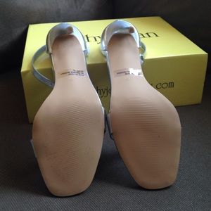 Cathy Jean Shoes - 🎉 SALE! Silver Strappy Heels for PROM Cathy Jean Shoes - 🎉 SALE! Silver Strappy Heels for PROM