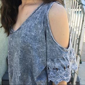 cutout flowy tee