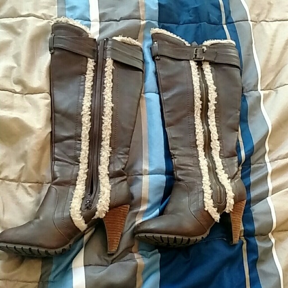 Leather healed boots