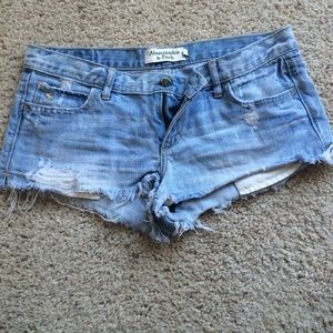 A&F cut off denim shorts