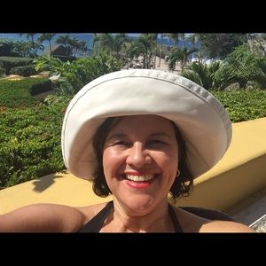 Meet your Posher, Veronica