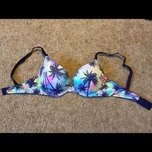 Victoria's Secret-Pink Wear Every wear Push-up Bra