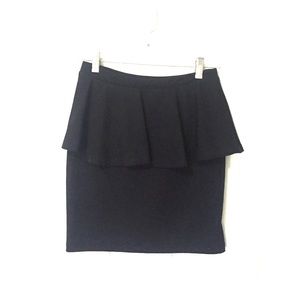 Skirt, size small