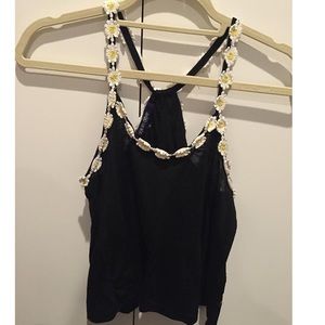 black flower lined top