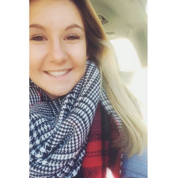 Meet your Posher, Katy