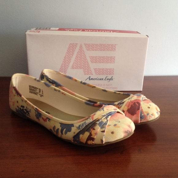American Eagle by Payless Shoes - AE Floral Flats