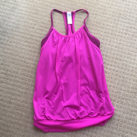 Ivivva sports top
