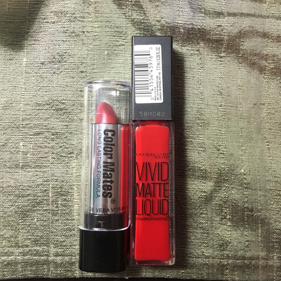 Bundle. Liquid lipstick and lipstick
