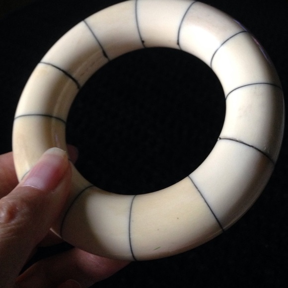 Vintage Bone bracelet! - Picture 2 of 2