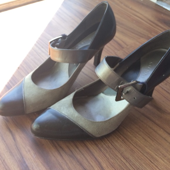 Gianni Bini Shoes - Gianni Bini suede and leather upper shoe